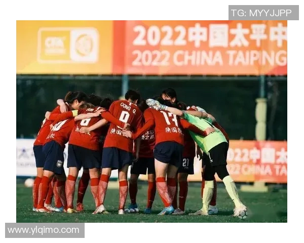 中超陕西女足球星：她们如何在赛场上展现卓越风采与实力